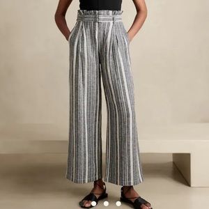 Banana Republic Wide Leg Paper Bag Pants in Khaki